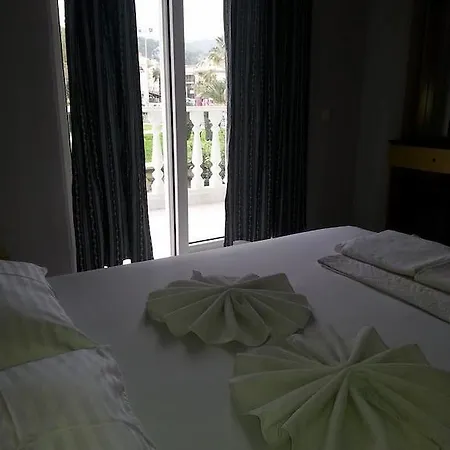 Apartahotel Club Ege 3*