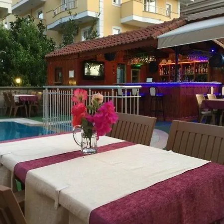 Apart Otel Club Ege