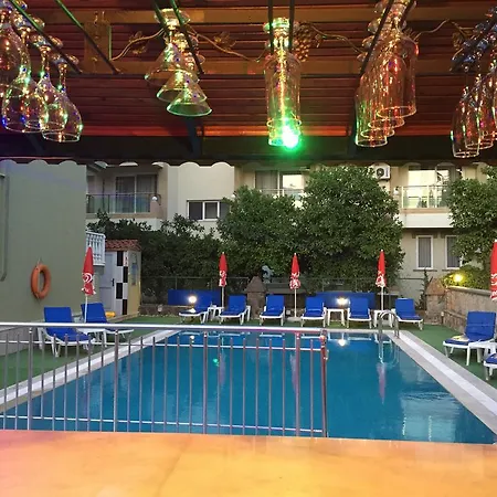 Club Ege Μαρμαρίς