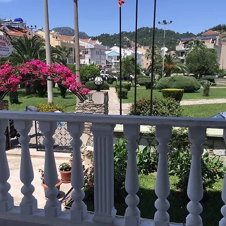 Club Ege Μαρμαρίς