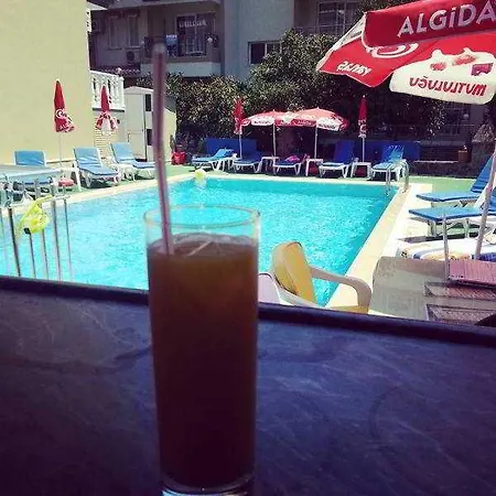 Apart Otel Club Ege 3*