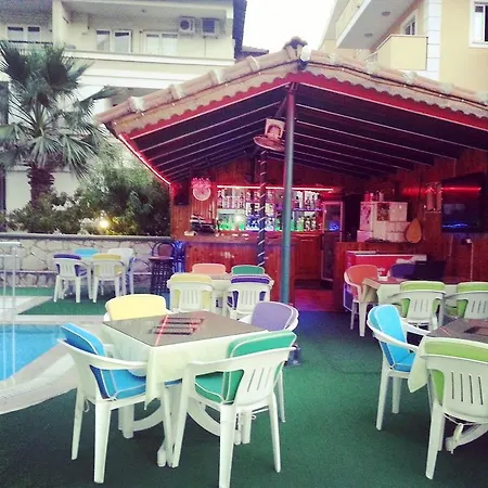 Club Ege Apart Otel