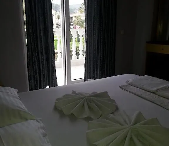 Aparthotel Club Ege 3*