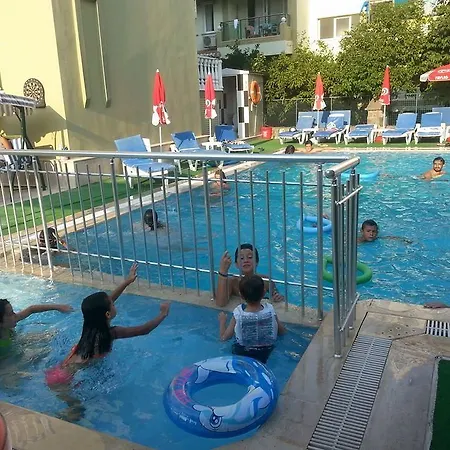 Club Ege Lägenhetshotell Marmaris